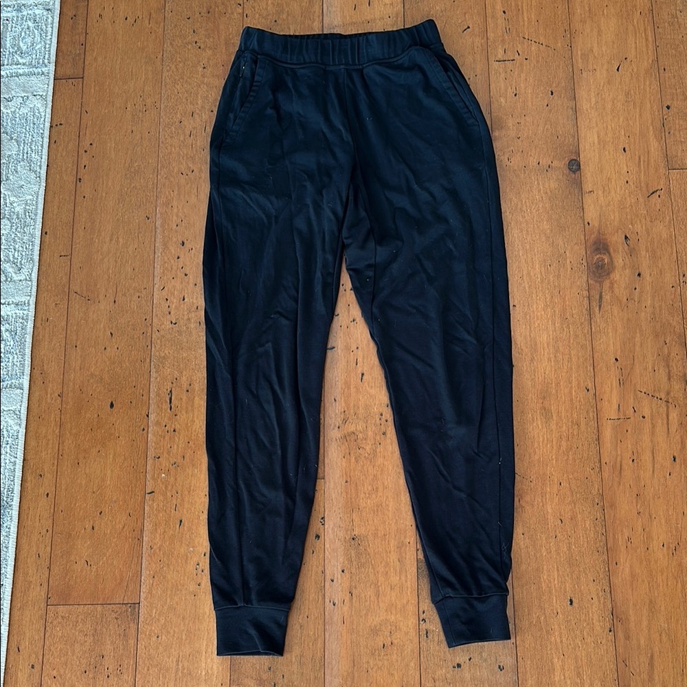 Nobull Women’s Black Jogger Pants